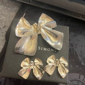 Simons Silver Bow Hair Accessory Set